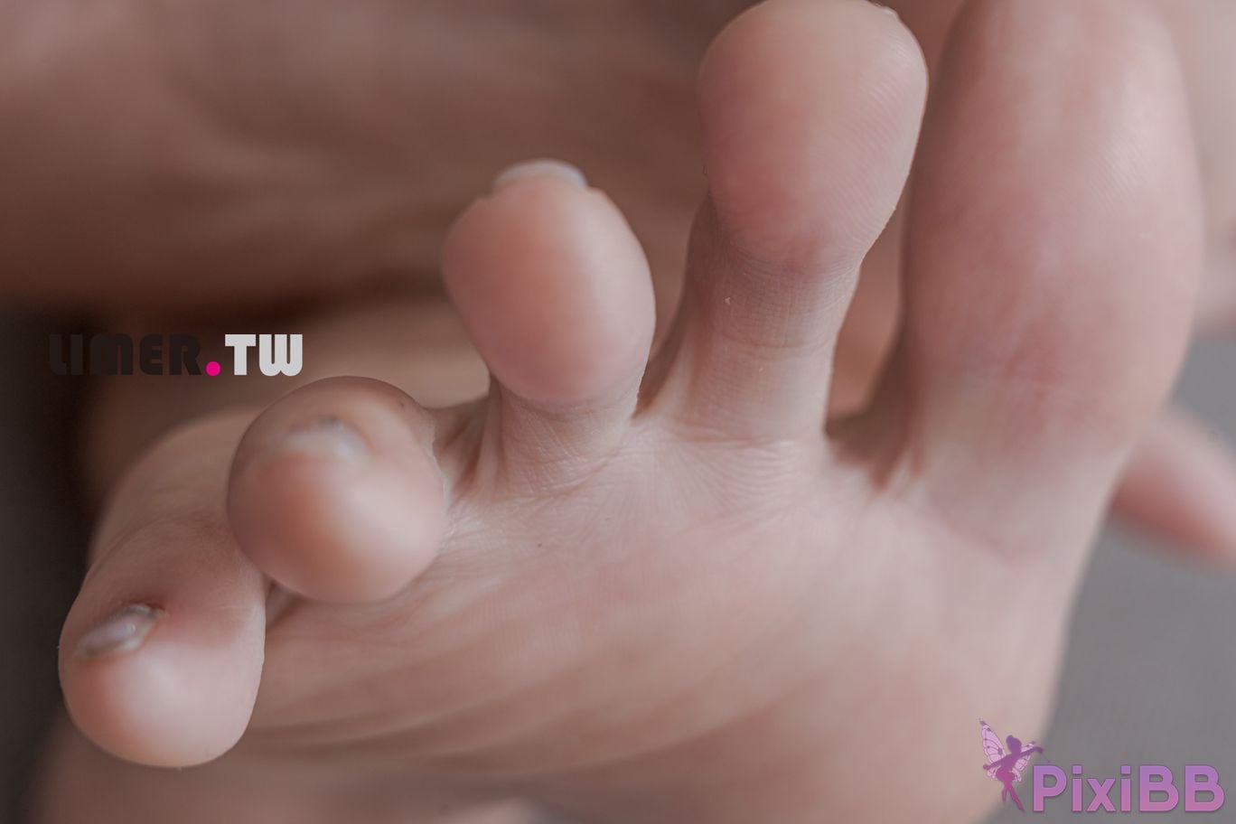 Limerence Original No.106 Jaly Nail Polish Naked Feet PixiBB.COM 086