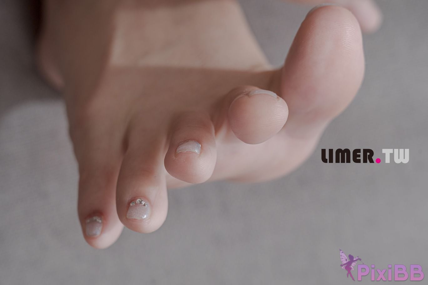 Limerence Original No.106 Jaly Nail Polish Naked Feet PixiBB.COM 090