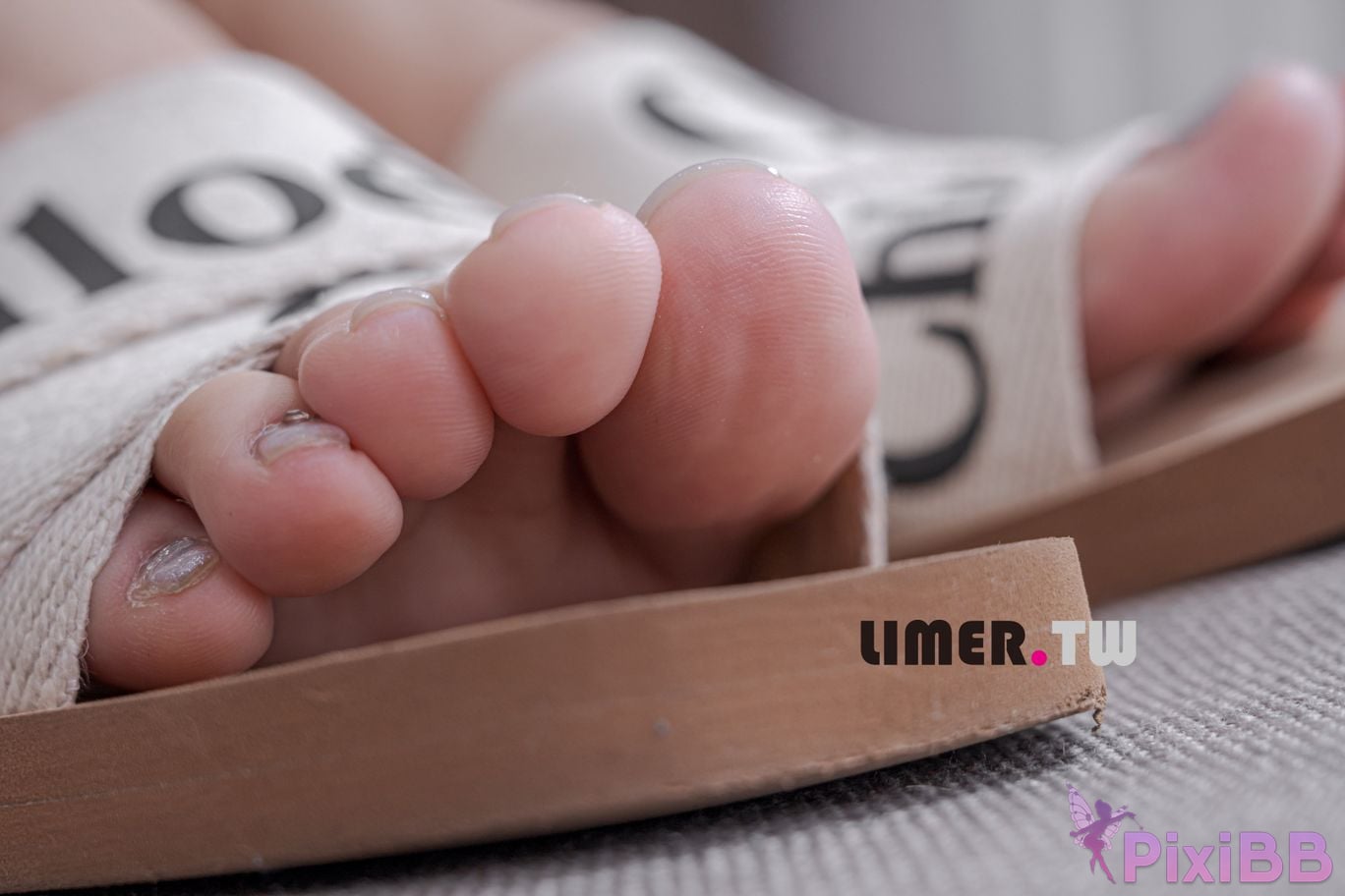 Limerence Original No.106 Jaly Nail Polish Naked Feet PixiBB.COM 103