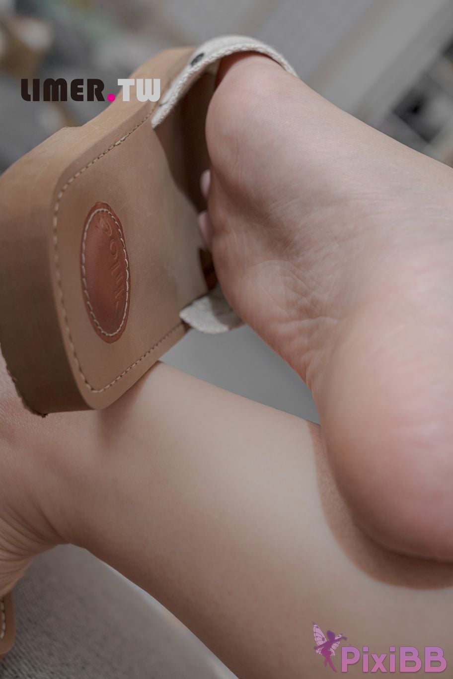 Limerence Original No.106 Jaly Nail Polish Naked Feet PixiBB.COM 112