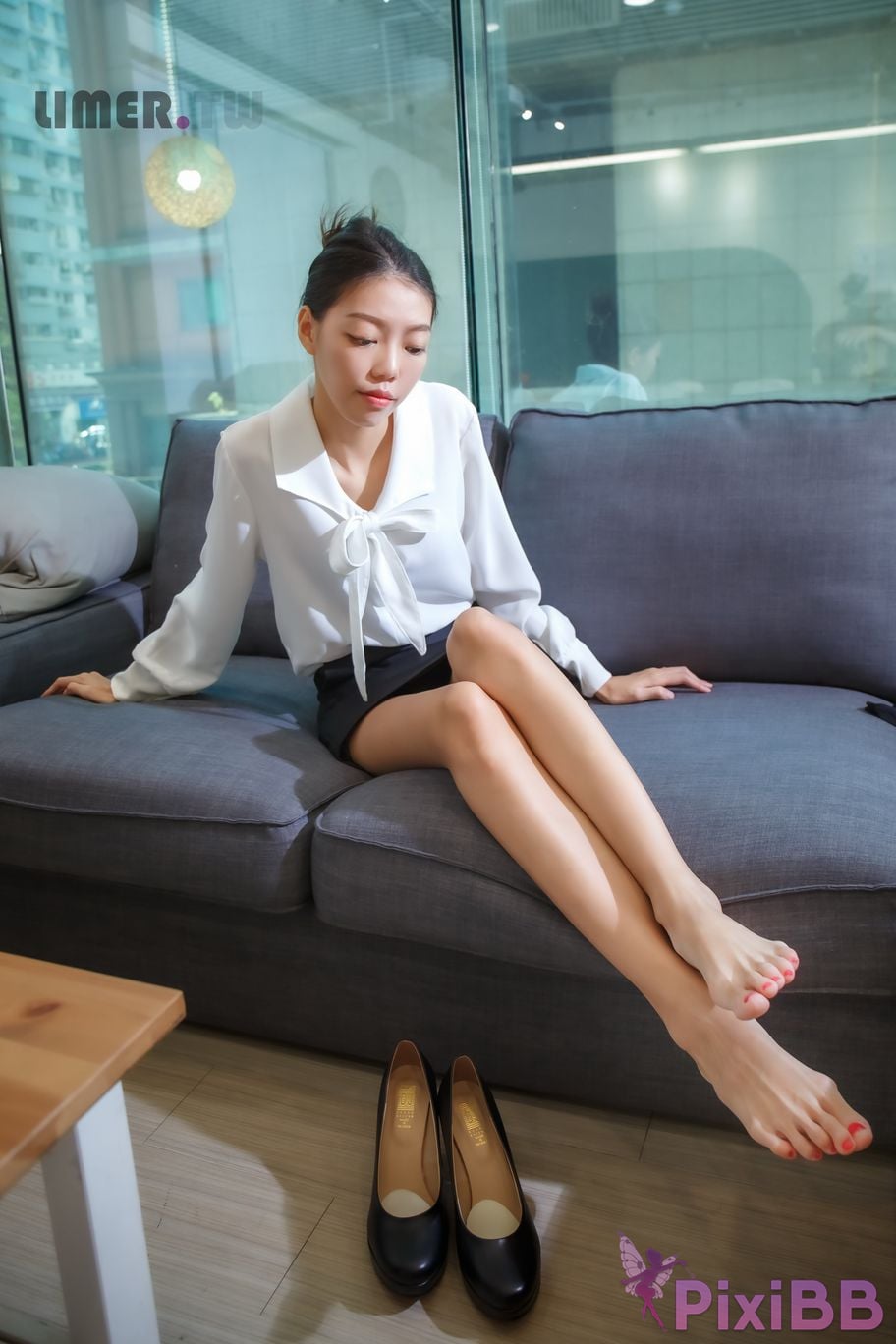 Limerence Original No.077 Joy The Home Life of a Secretary with Beautiful Legs PixiBB.COM 170