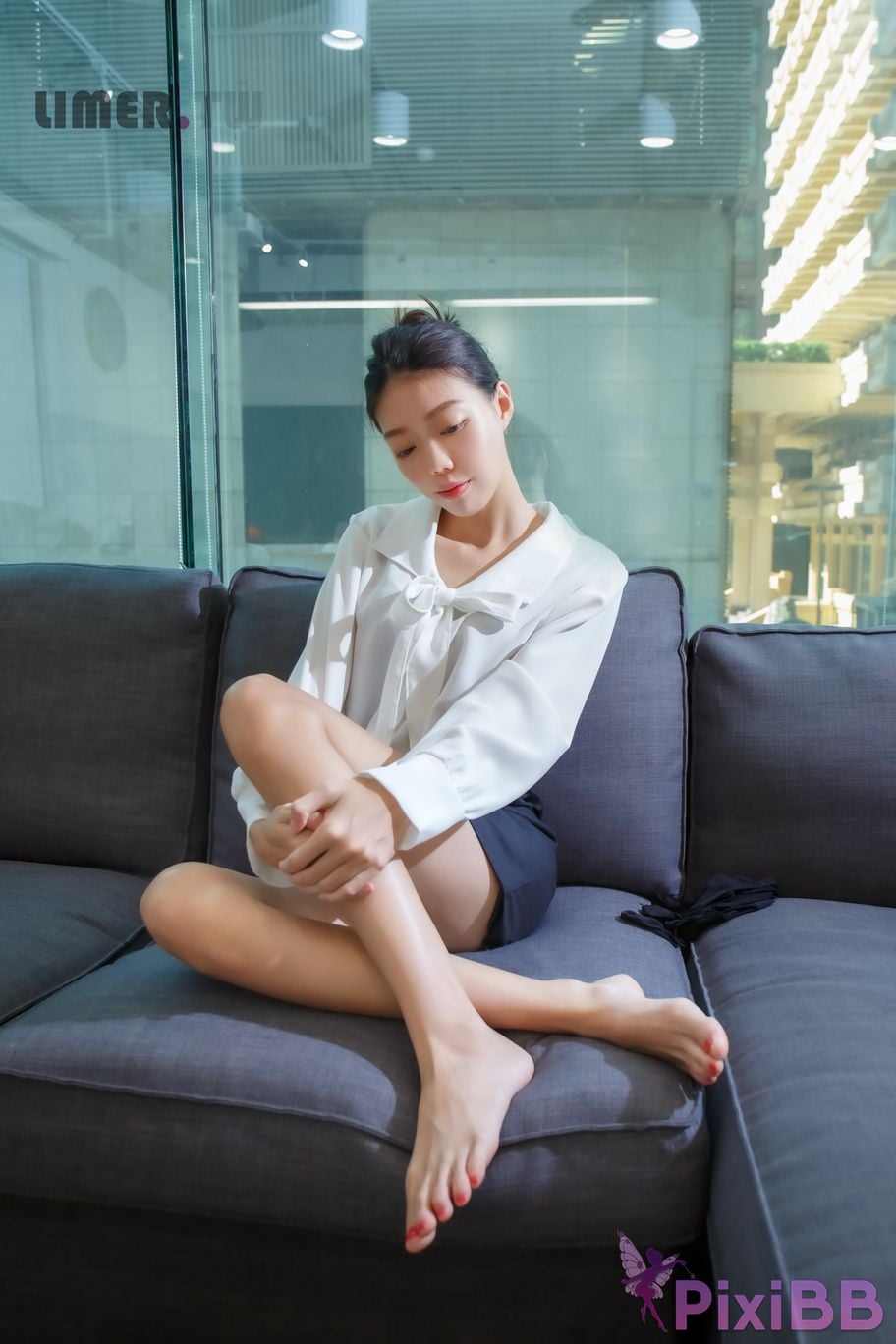 Limerence Original No.077 Joy The Home Life of a Secretary with Beautiful Legs PixiBB.COM 179