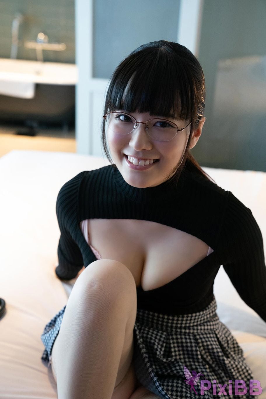 Japanese Idol Shinonome Umi FLASH Digital Photo Collection Secret Meeting PixiBB.COM 003