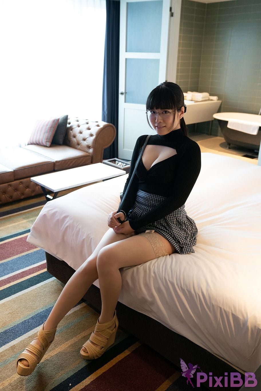 Japanese Idol Shinonome Umi FLASH Digital Photo Collection Secret Meeting PixiBB.COM 090