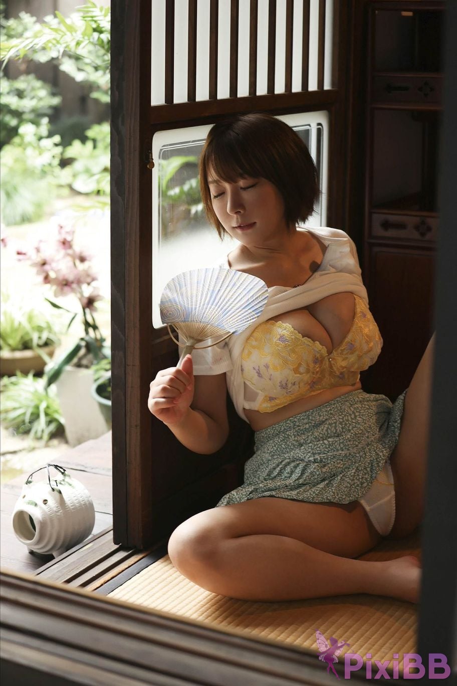 Japanese Idol Arisa Hanyu Maison Ha no Toki manager of beauty PixiBB.COM 004