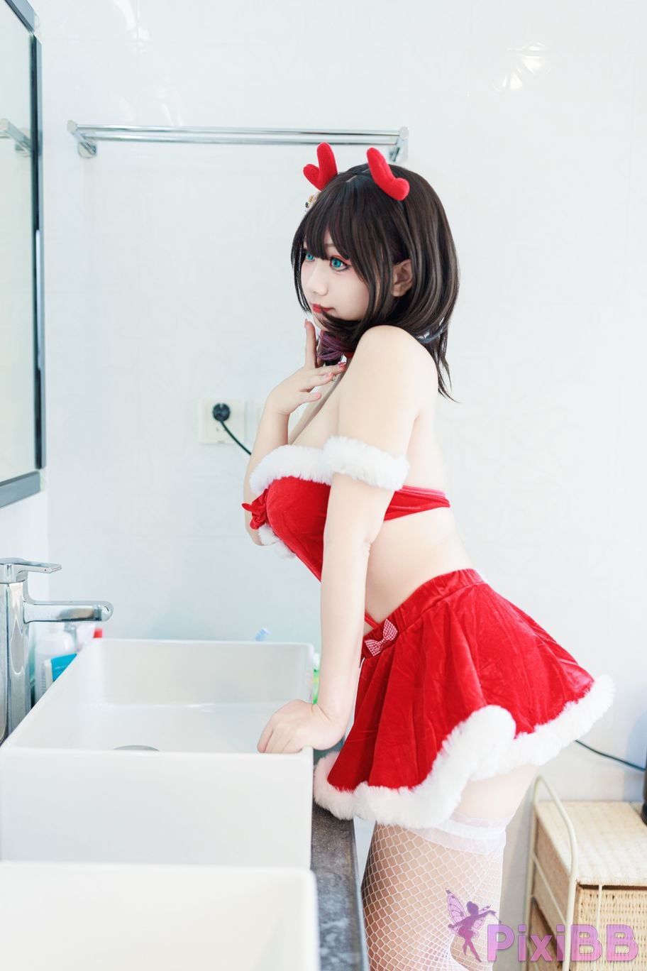 Cosplayer A Xuexue Christmas at home PixiBB.COM 068