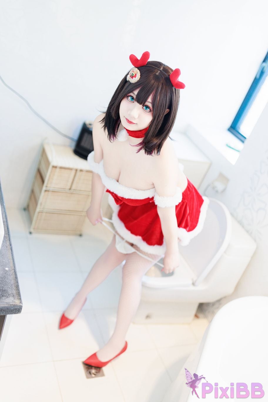 Cosplayer A Xuexue Christmas at home PixiBB.COM 072