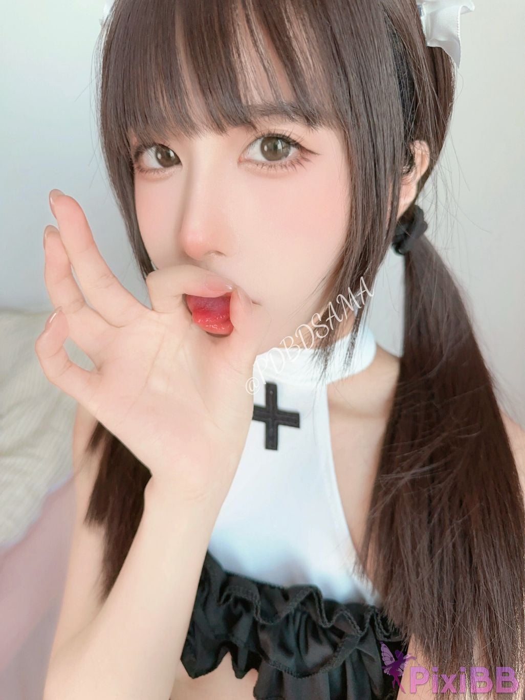 Cosplayer Pudding method Dafa boxed chocolates PixiBB.COM 008