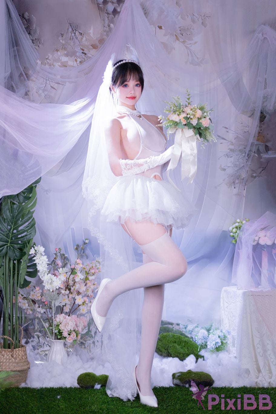 Cosplayer Xing Dai Lu White silk wedding PixiBB.COM 001