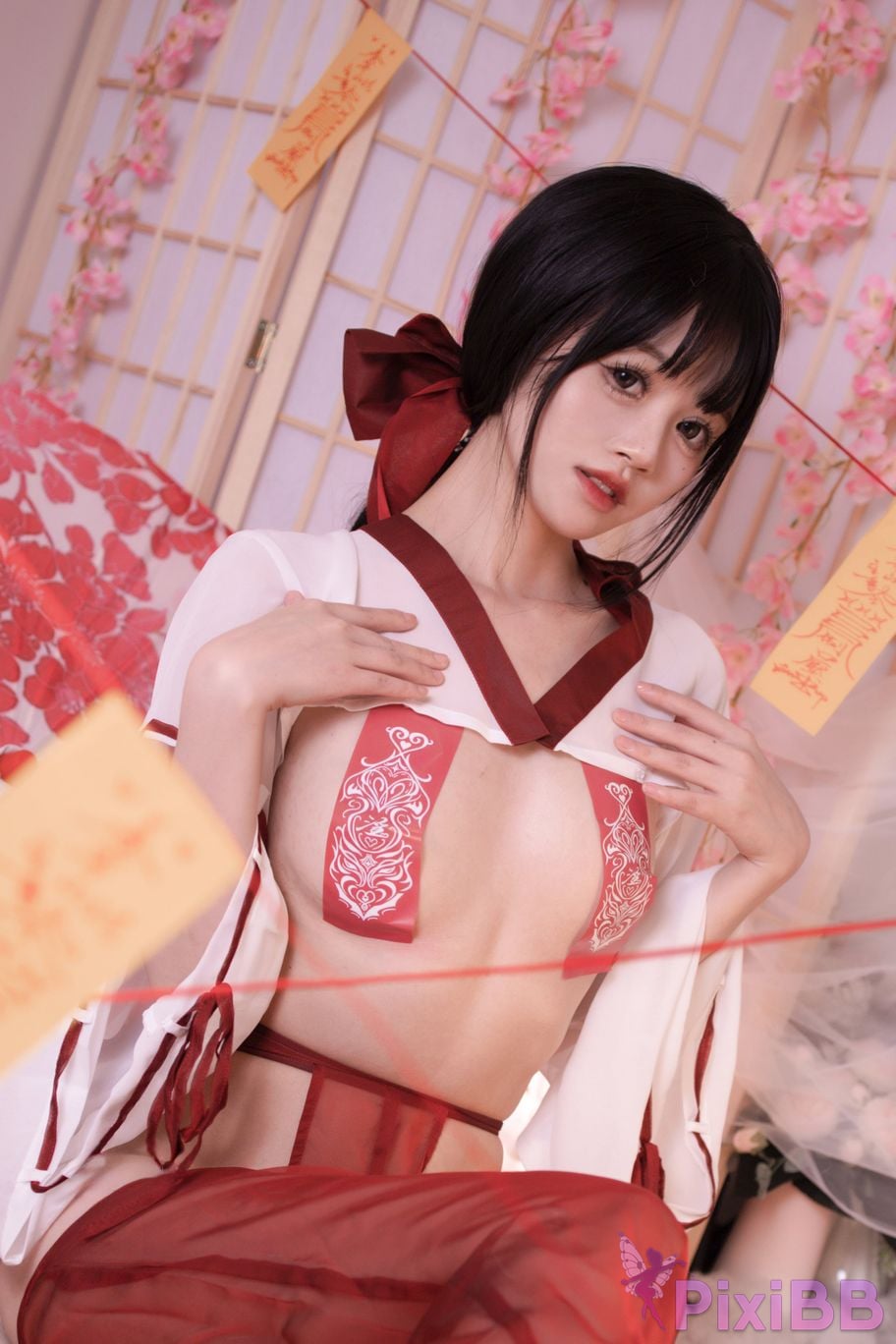 Cosplay Star Deer Prayer for the Witch PixiBB.COM 009