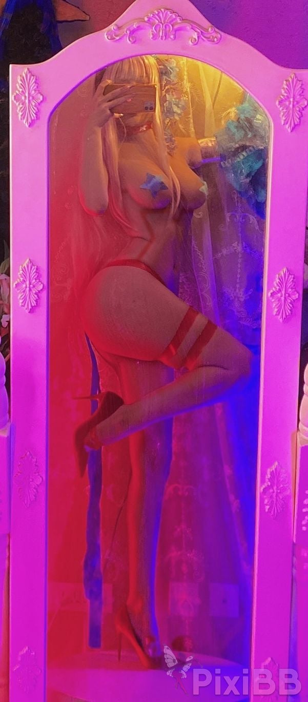 Cosplay cheese block wii selfie 1 PixiBB.COM 036