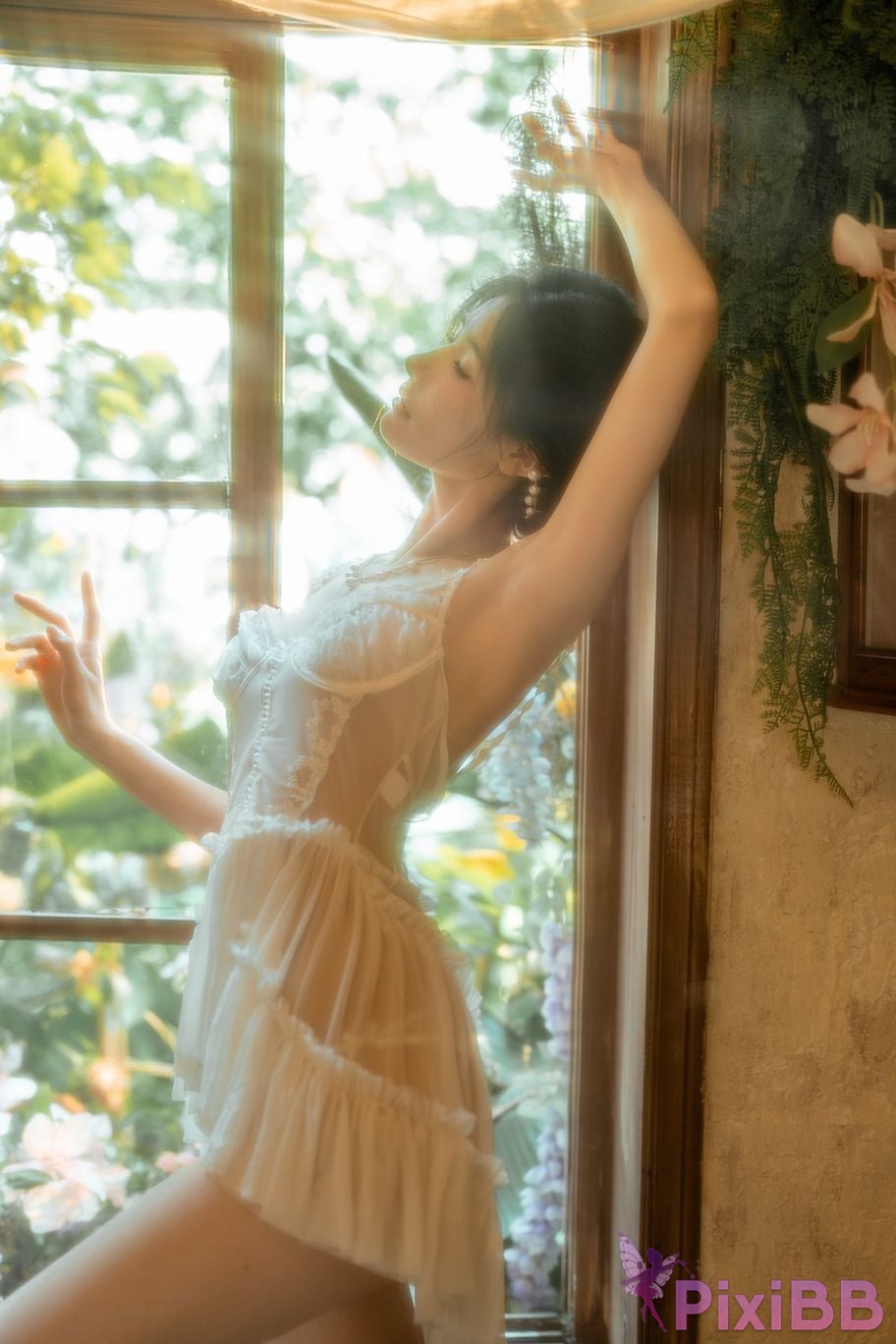 Cosplayer orange meow sauce Member Highlights Orange white dress PixiBB.COM 009