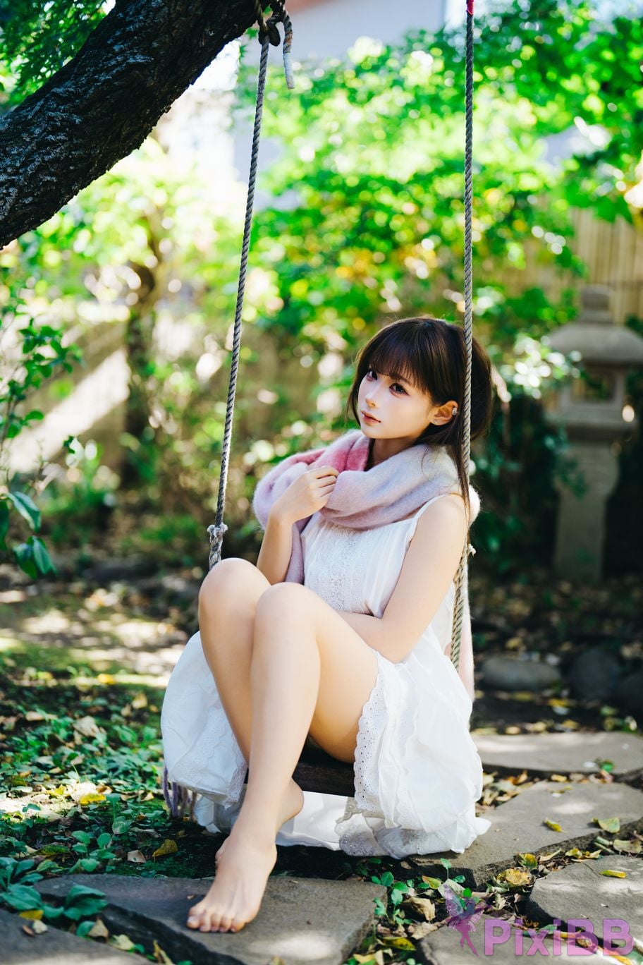 Cosplayer Stupid Momo chunmomo winter day PixiBB.COM 008