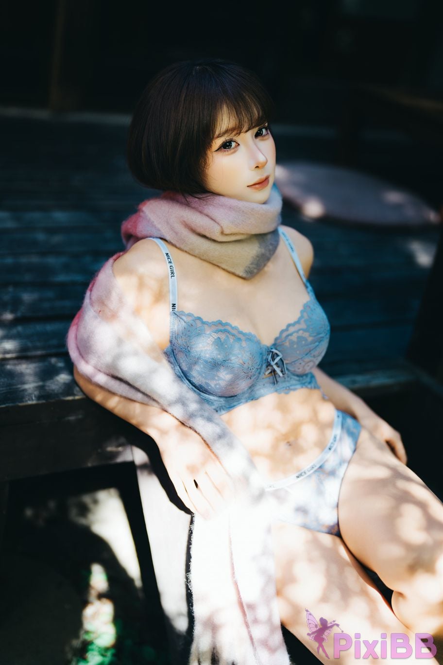 Cosplayer Stupid Momo chunmomo winter day PixiBB.COM 011