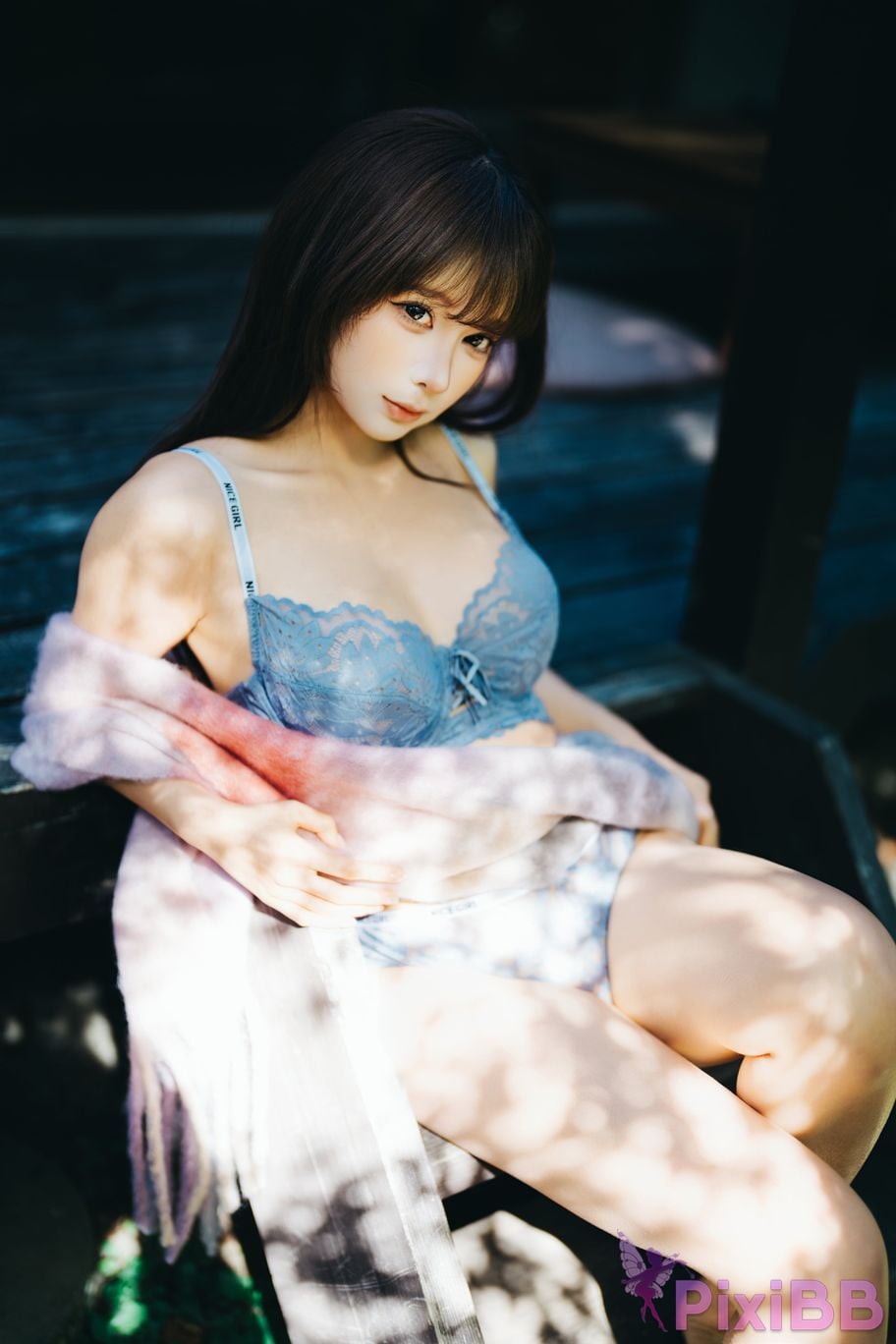 Cosplayer Stupid Momo chunmomo winter day PixiBB.COM 013