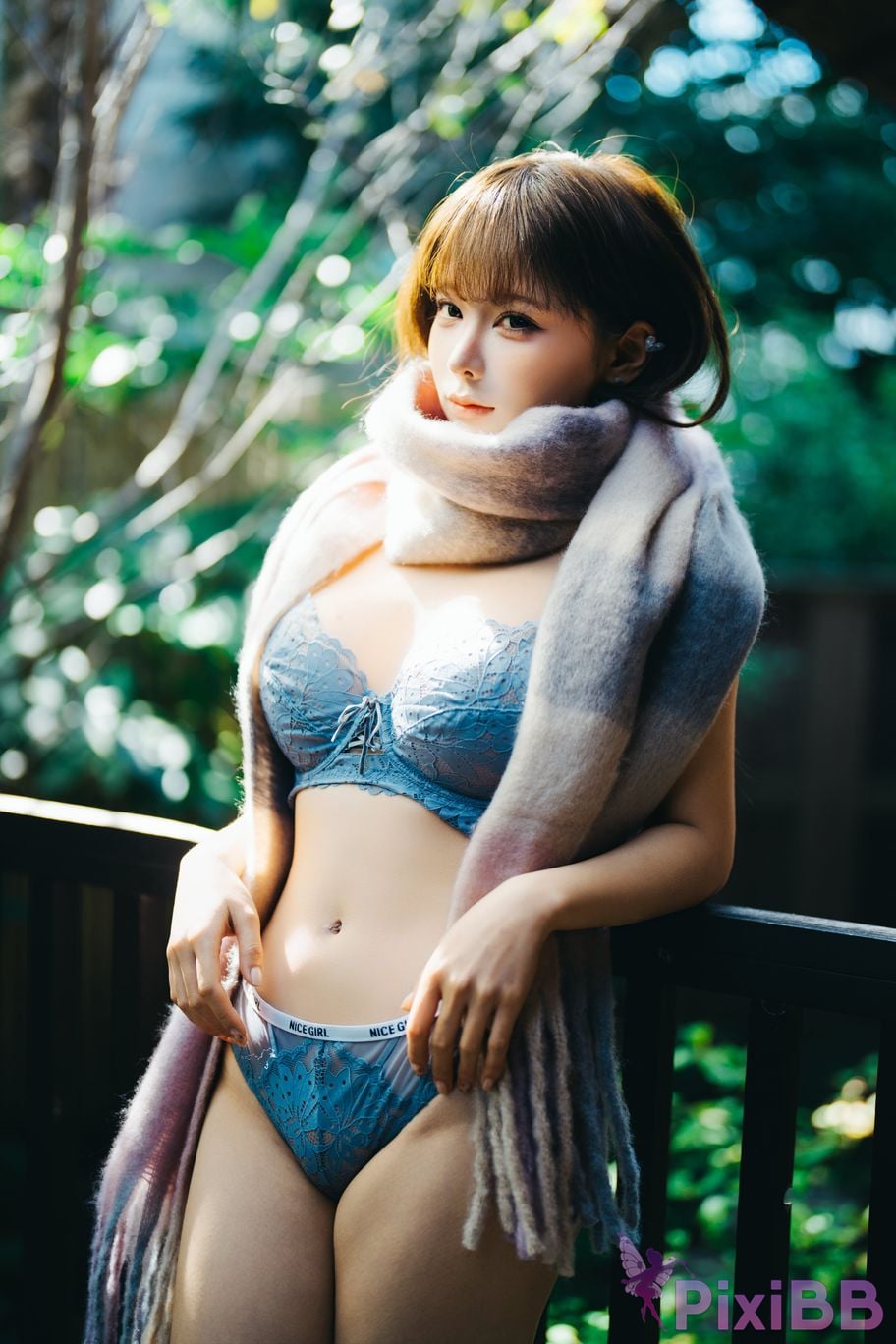 Cosplayer Stupid Momo chunmomo winter day PixiBB.COM 024