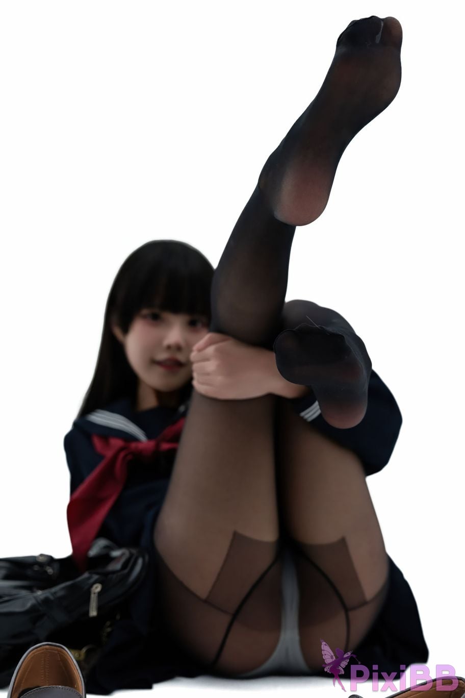 Cosplayer Shimizu Nagi Juniors uniform PixiBB.COM 054