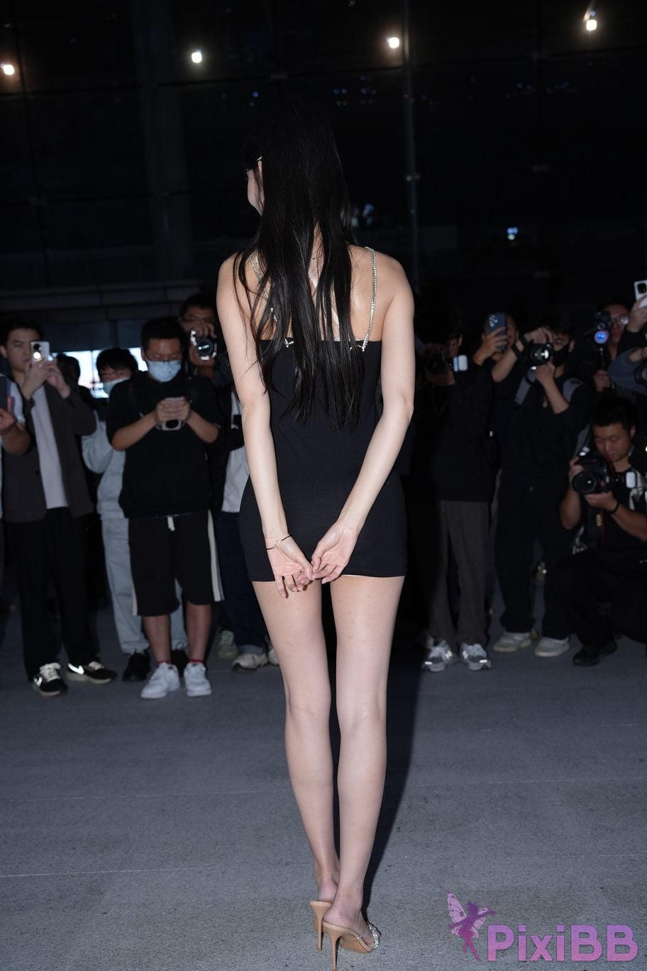 Featured Street Photography Works No.5401 Sweet and cute pineapple jam PixiBB.COM 020