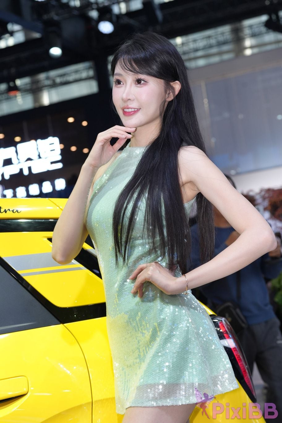 Featured Street Photography Works No.5401 Sweet and cute pineapple jam PixiBB.COM 036