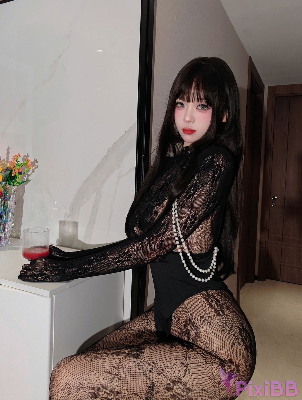 Cosplayer Mochi is delicious vampire PixiBB.COM 030
