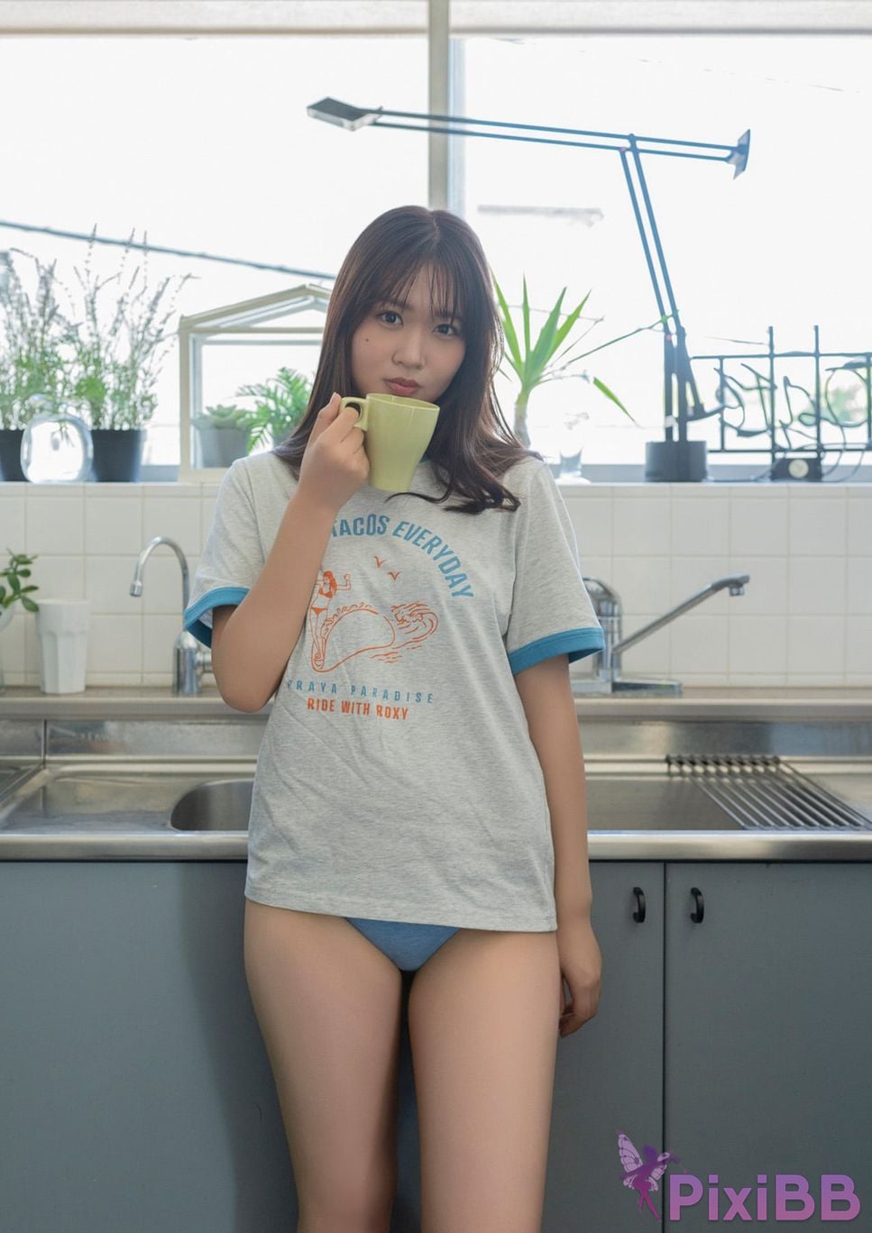 Japanese Idol Miyuka Minami capricious fruit BOMB digital photo book PixiBB.COM 004