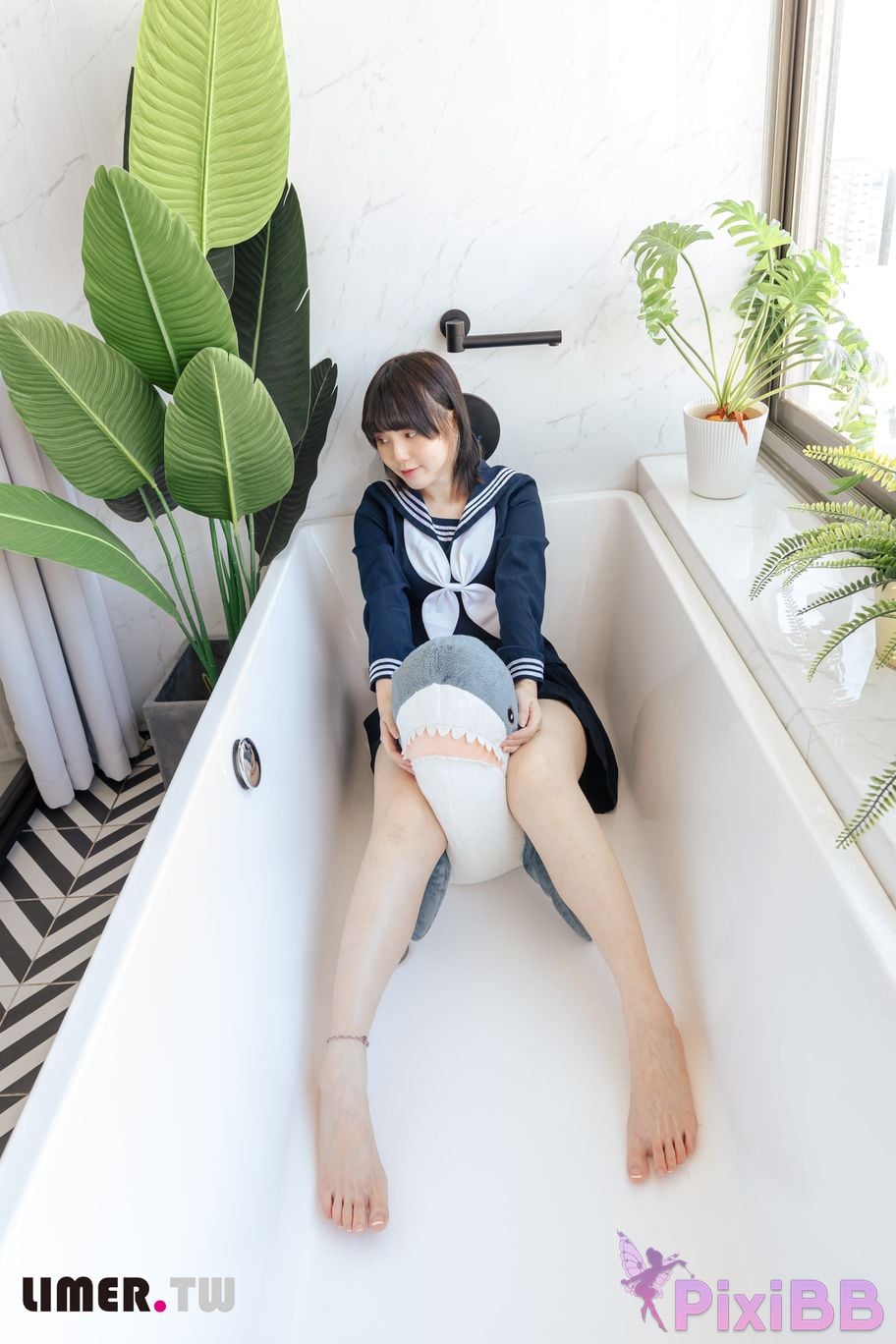 Limerence Original No.073 YuriNO JK Shark PixiBB.COM 042