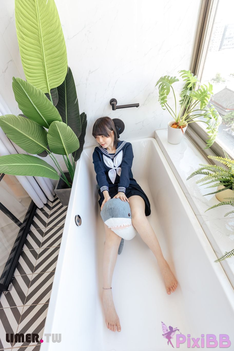 Limerence Original No.073 YuriNO JK Shark PixiBB.COM 045