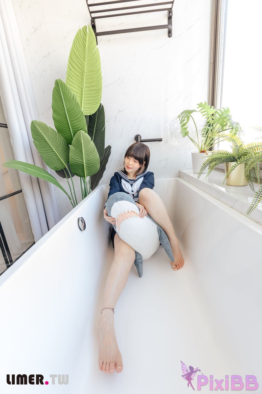 Limerence Original No.073 YuriNO JK Shark PixiBB.COM 047