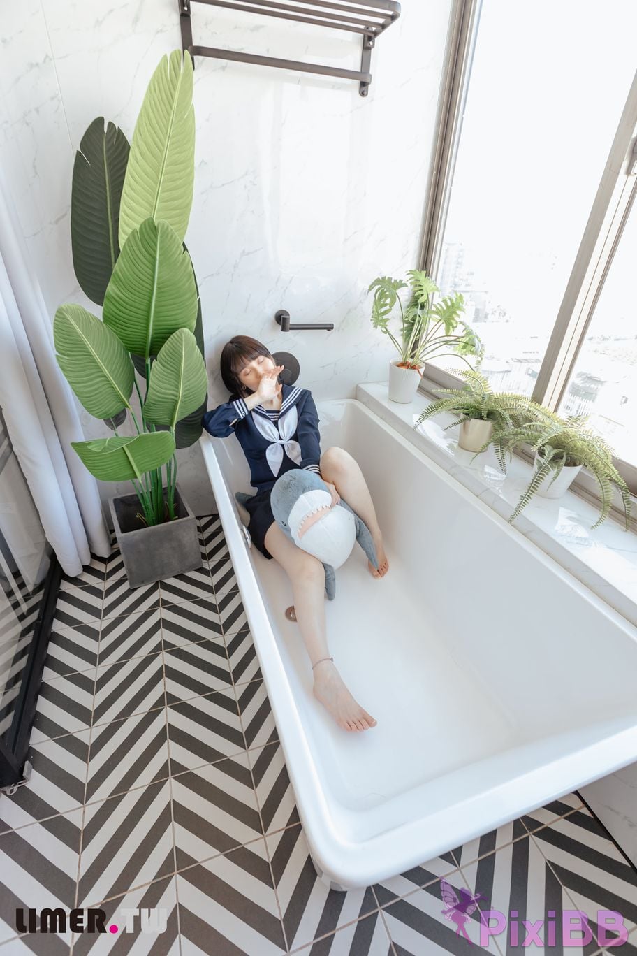 Limerence Original No.073 YuriNO JK Shark PixiBB.COM 053