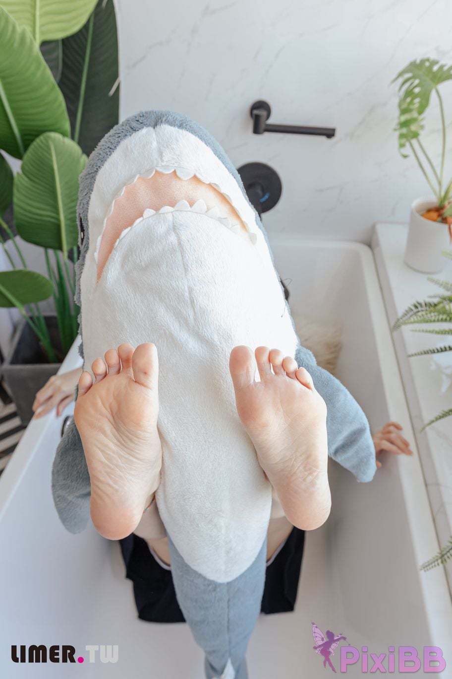 Limerence Original No.073 YuriNO JK Shark PixiBB.COM 061