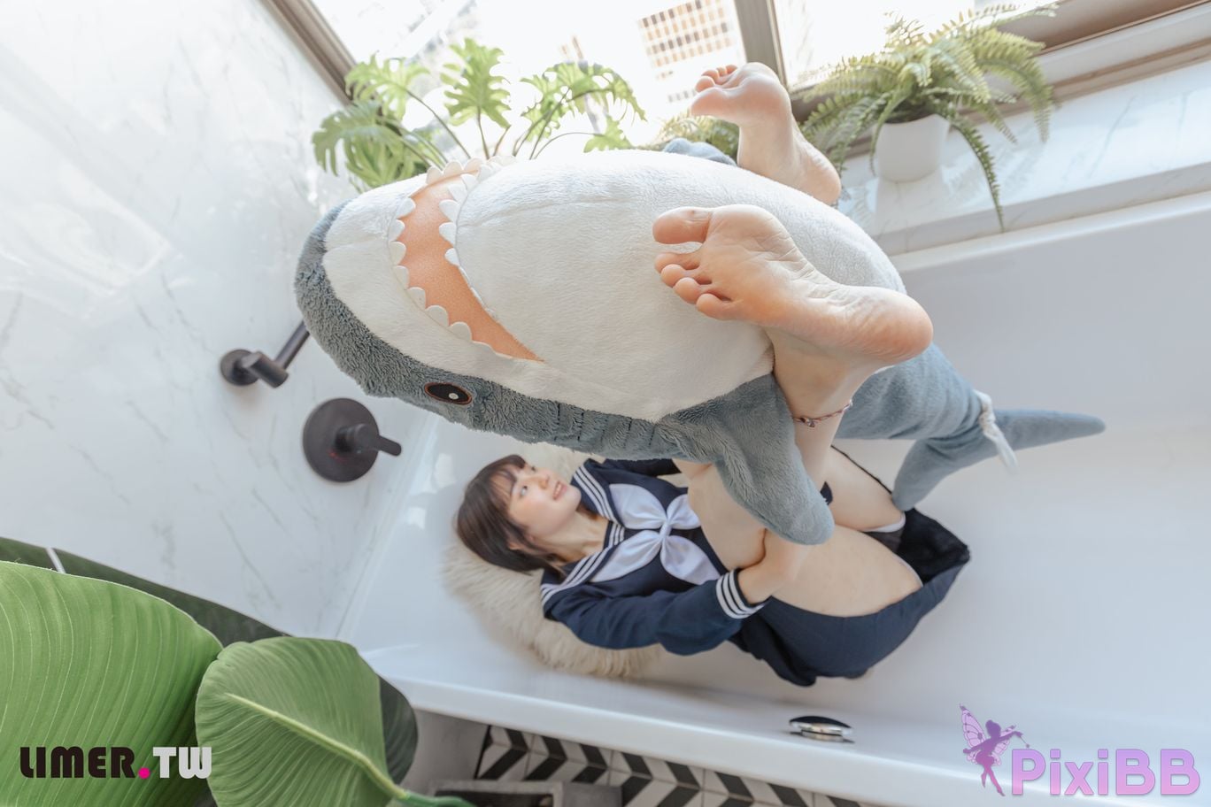 Limerence Original No.073 YuriNO JK Shark PixiBB.COM 064