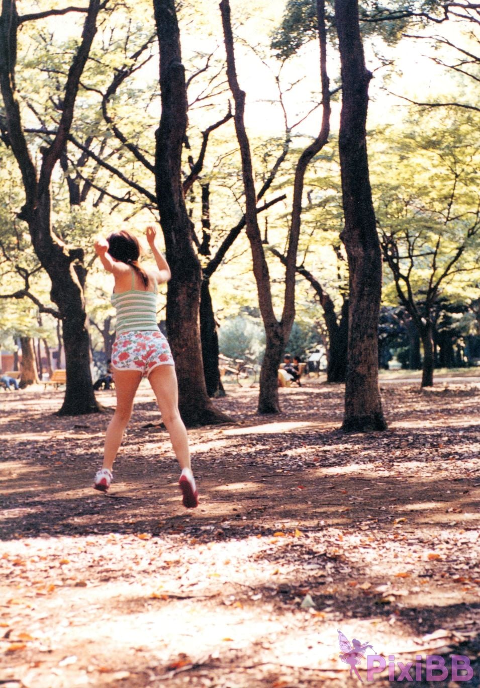 Japanese Idol Saki Seto photo collection private life PixiBB.COM 002