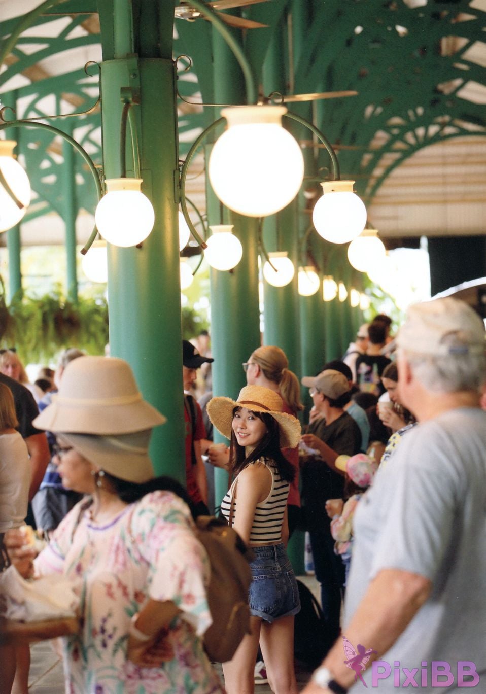 Japanese Idol Miyuki Watanabe photo book Dappi PixiBB.COM 028