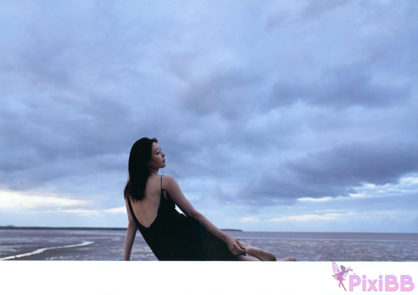 Japanese Idol Miyuki Watanabe photo book Dappi PixiBB.COM 071