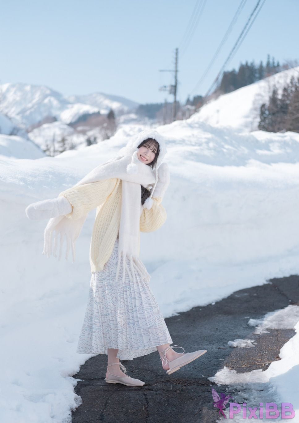 Japanese Idol Miharu Nara 2nd Digital Photo Book PixiBB.COM 034