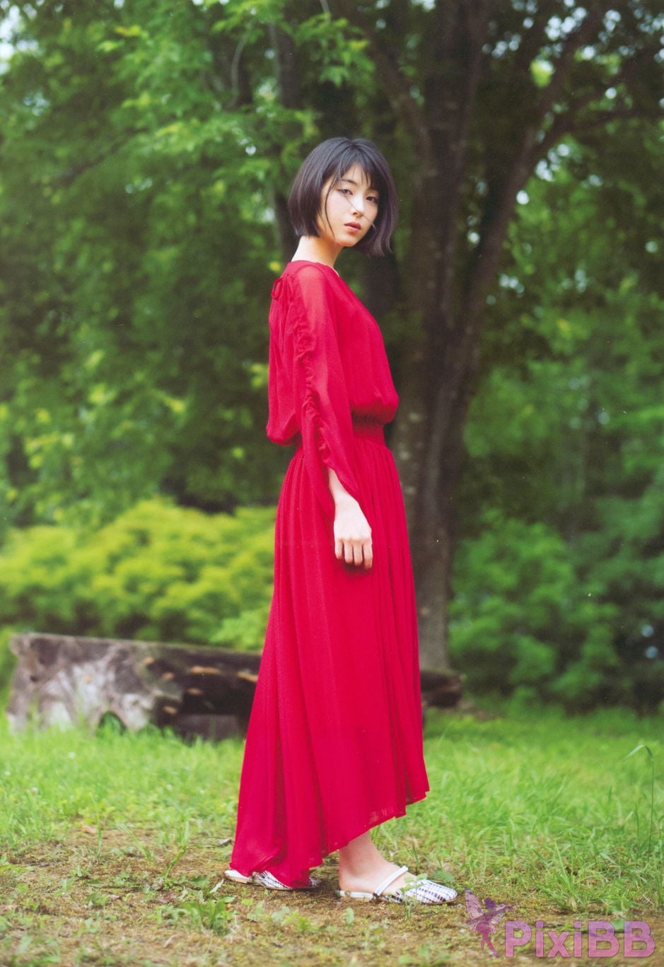 Japanese Idol Minami Hamabe Photo Book 2019 summer PixiBB.COM 003