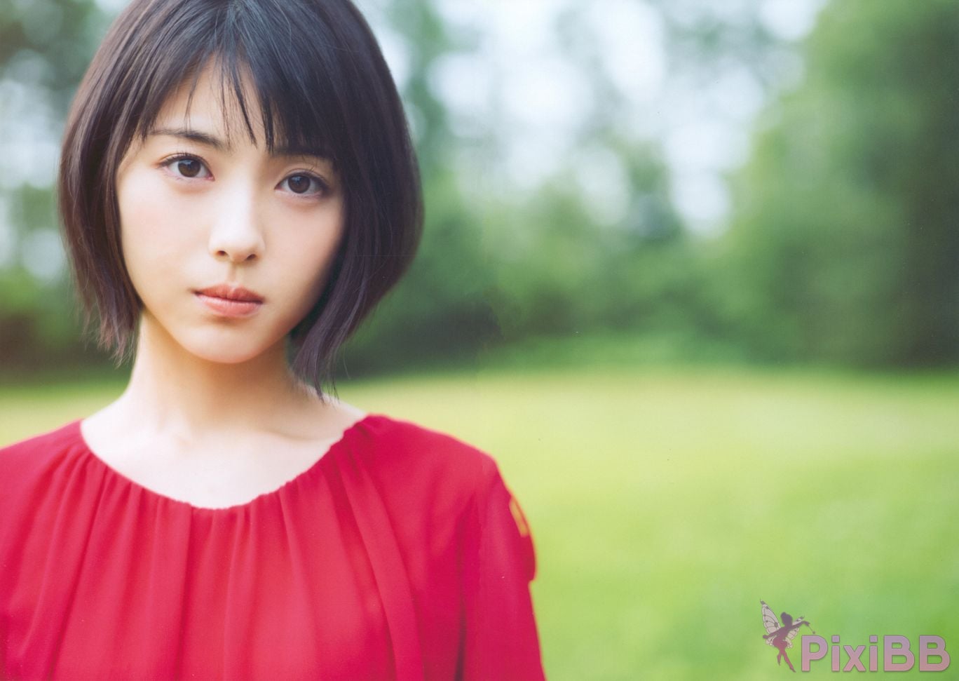 Japanese Idol Minami Hamabe Photo Book 2019 summer PixiBB.COM 004