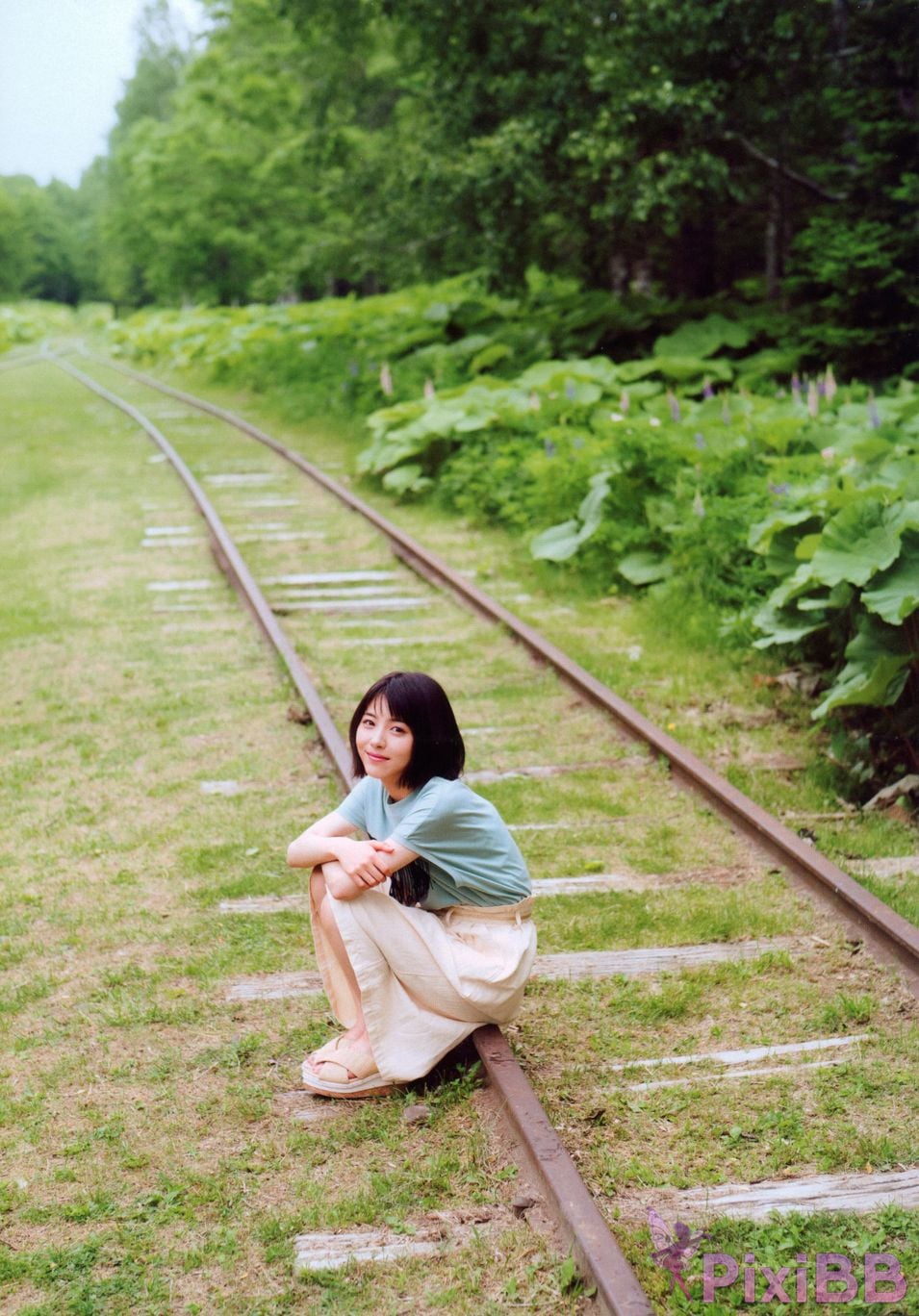 Japanese Idol Minami Hamabe Photo Book 2019 summer PixiBB.COM 011