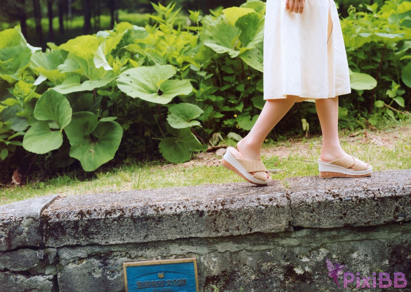 Japanese Idol Minami Hamabe Photo Book 2019 summer PixiBB.COM 013