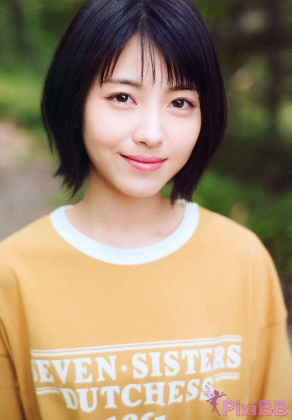 Japanese Idol Minami Hamabe Photo Book 2019 summer PixiBB.COM 019