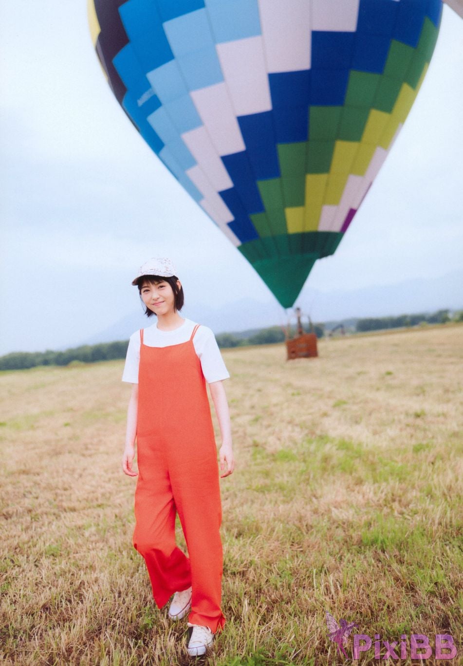 Japanese Idol Minami Hamabe Photo Book 2019 summer PixiBB.COM 035