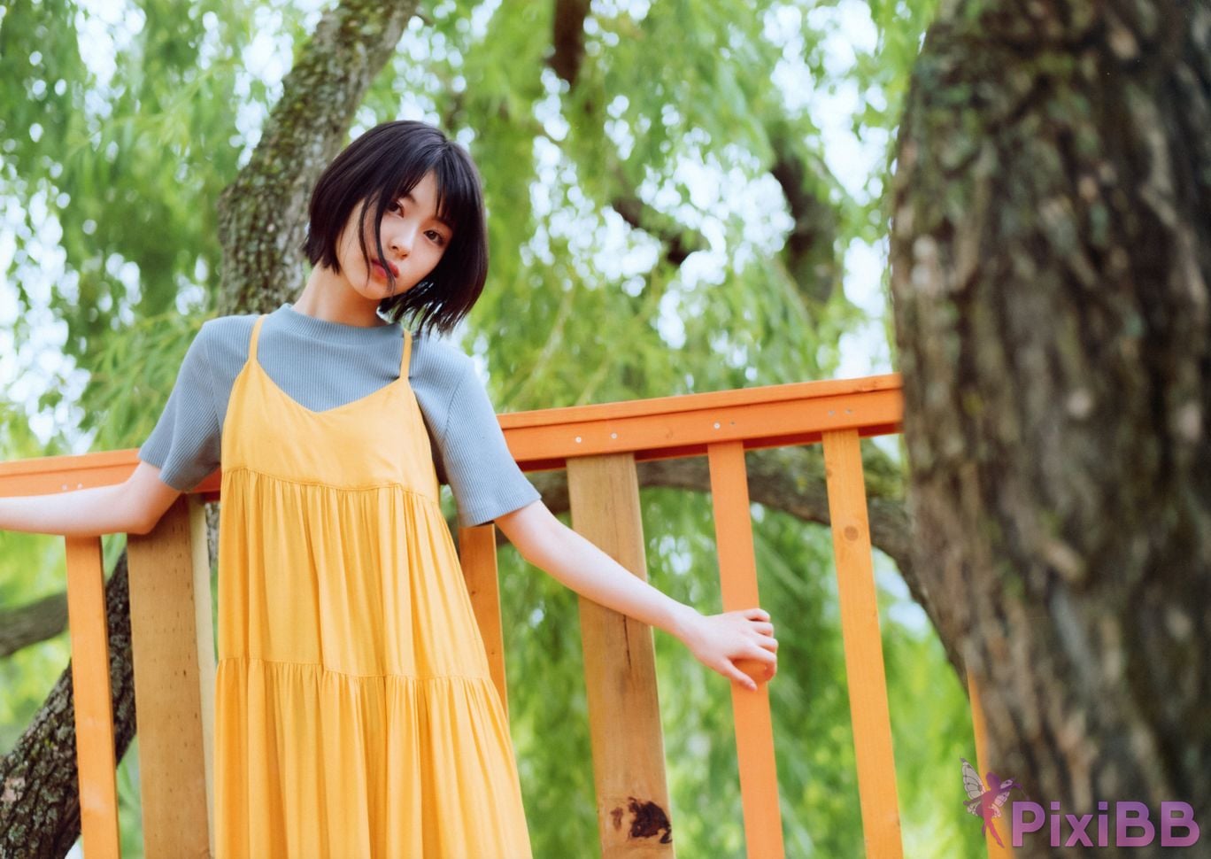 Japanese Idol Minami Hamabe Photo Book 2019 summer PixiBB.COM 036