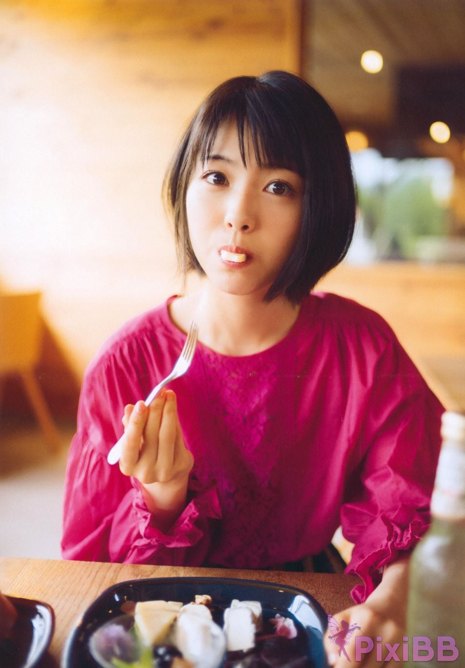 Japanese Idol Minami Hamabe Photo Book 2019 summer PixiBB.COM 045