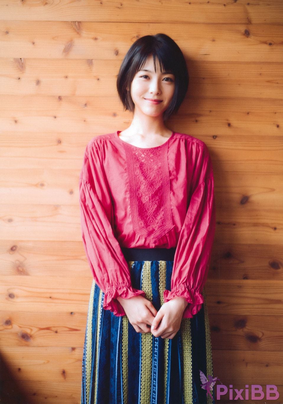 Japanese Idol Minami Hamabe Photo Book 2019 summer PixiBB.COM 048