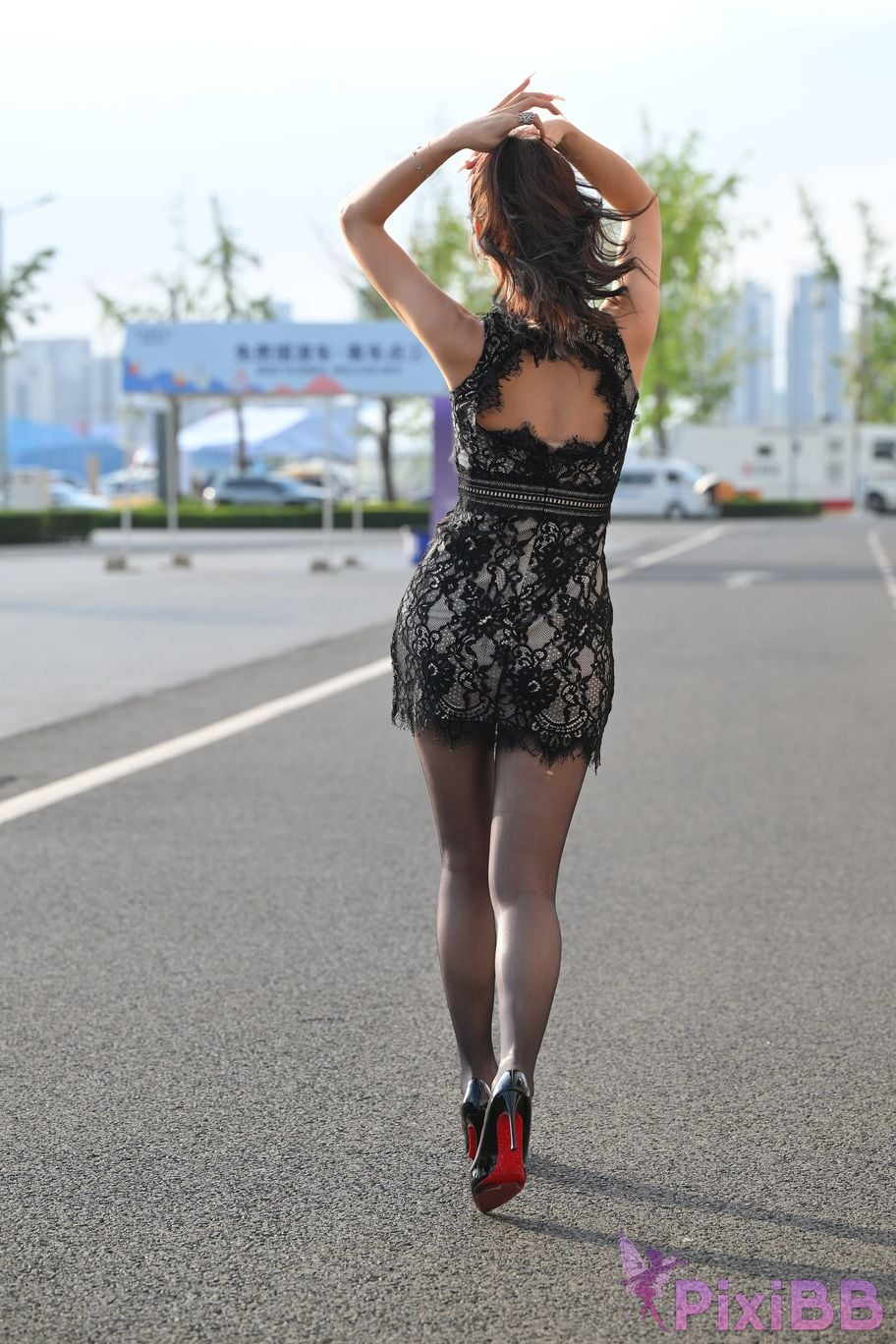 Featured Street Photography Works No.5410 Black silk leaves in the rain at sunset PixiBB.COM 028