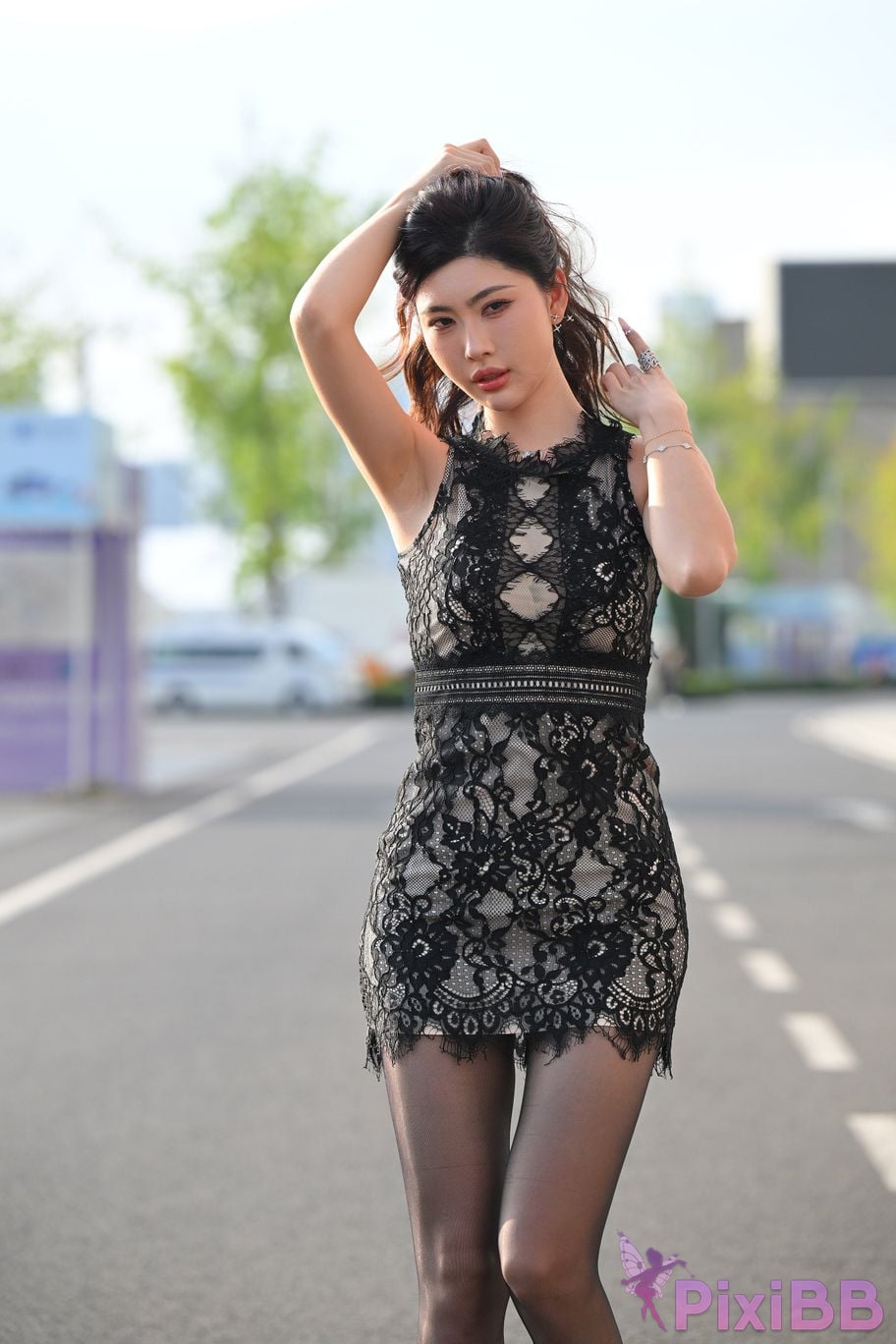 Featured Street Photography Works No.5410 Black silk leaves in the rain at sunset PixiBB.COM 041