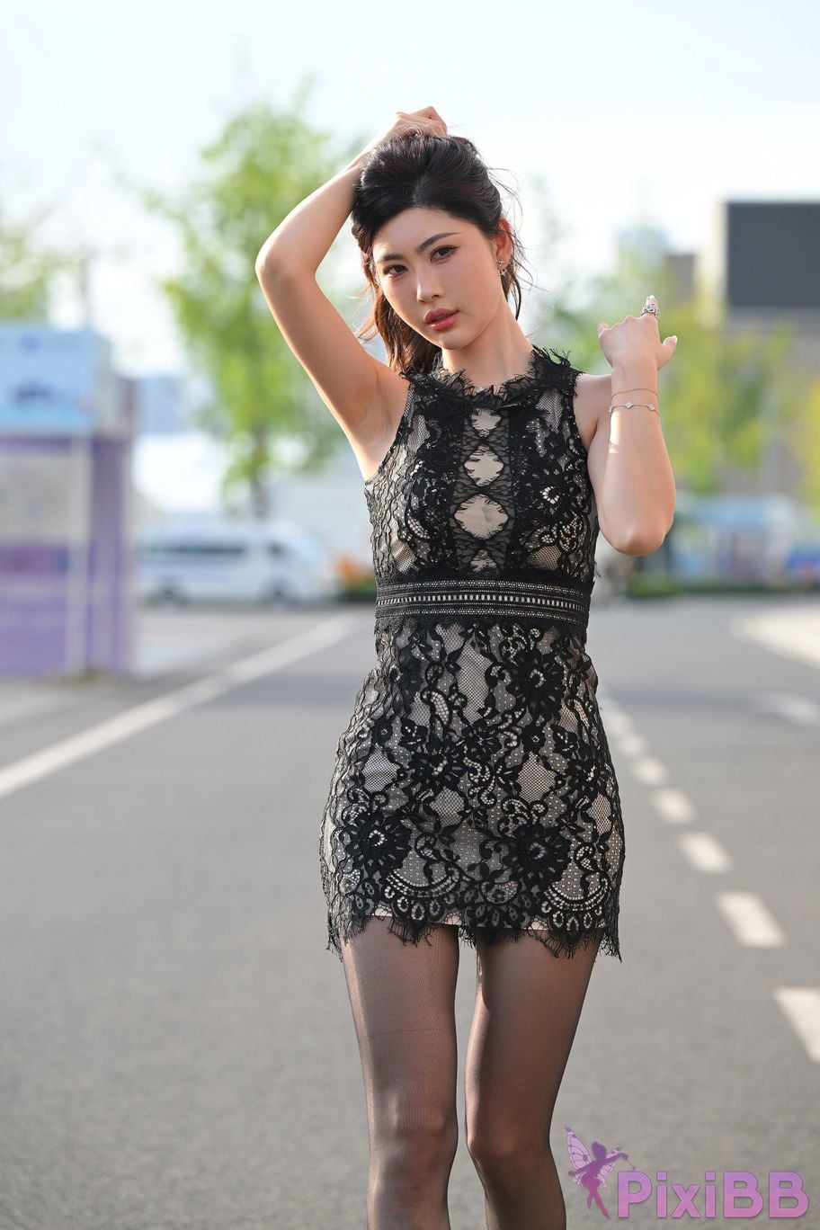 Featured Street Photography Works No.5410 Black silk leaves in the rain at sunset PixiBB.COM 042