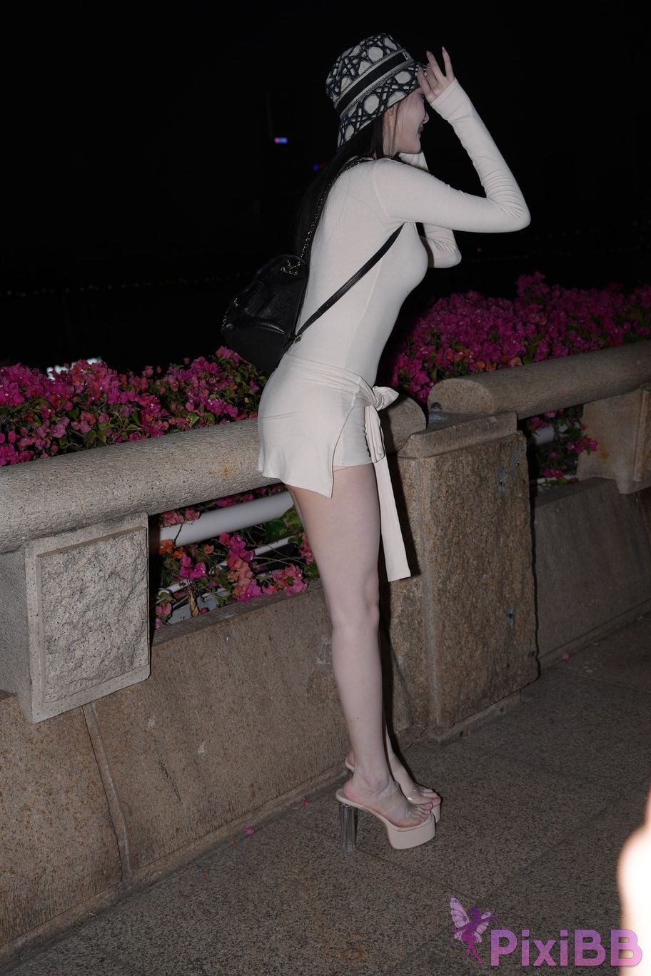 Featured Street Photography Works No.5407 White conjoined porridge and sauce PixiBB.COM 008