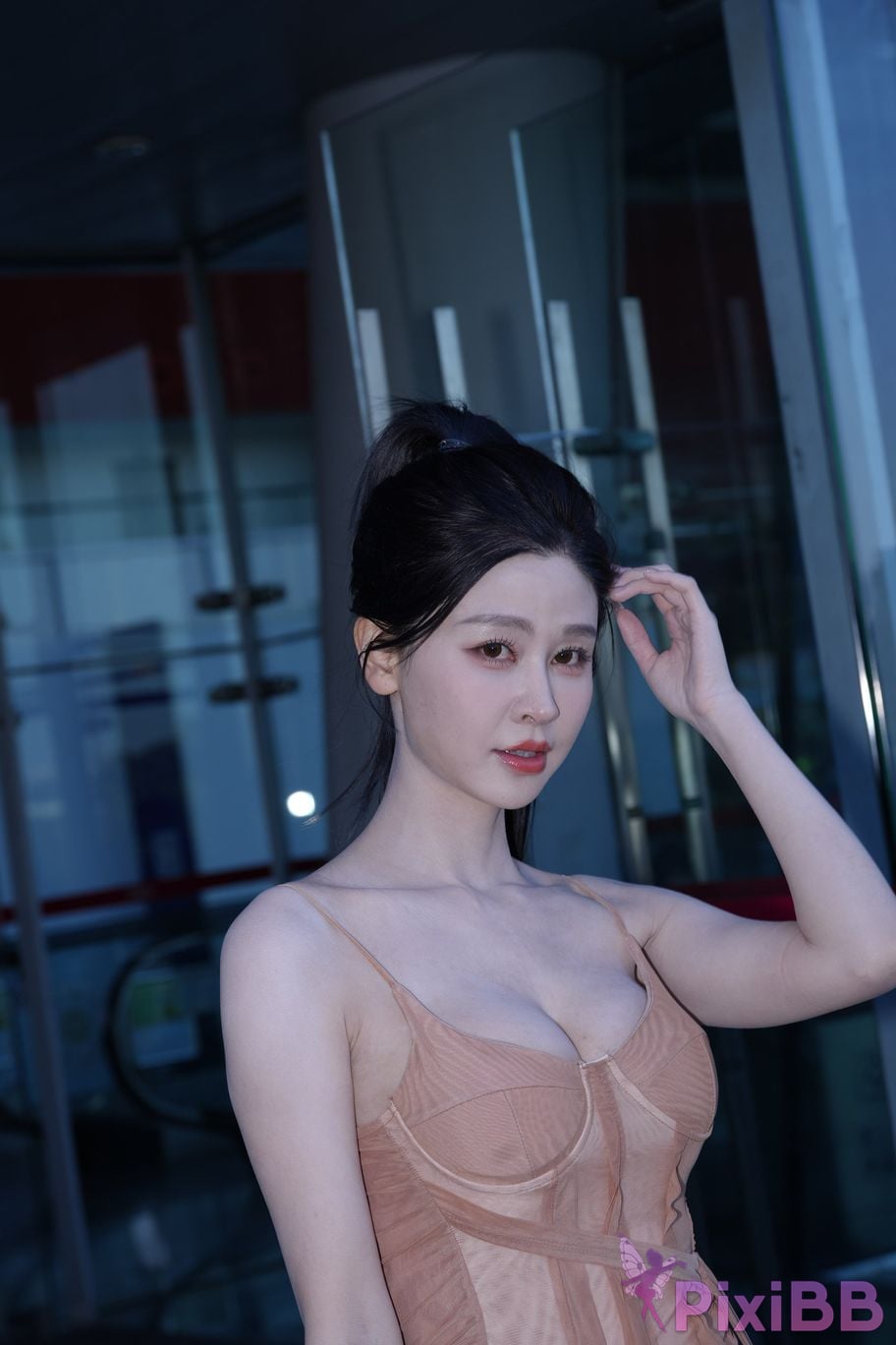 Featured Street Photography Works No.5405 Sweet temperament Zhou Youlin PixiBB.COM 002