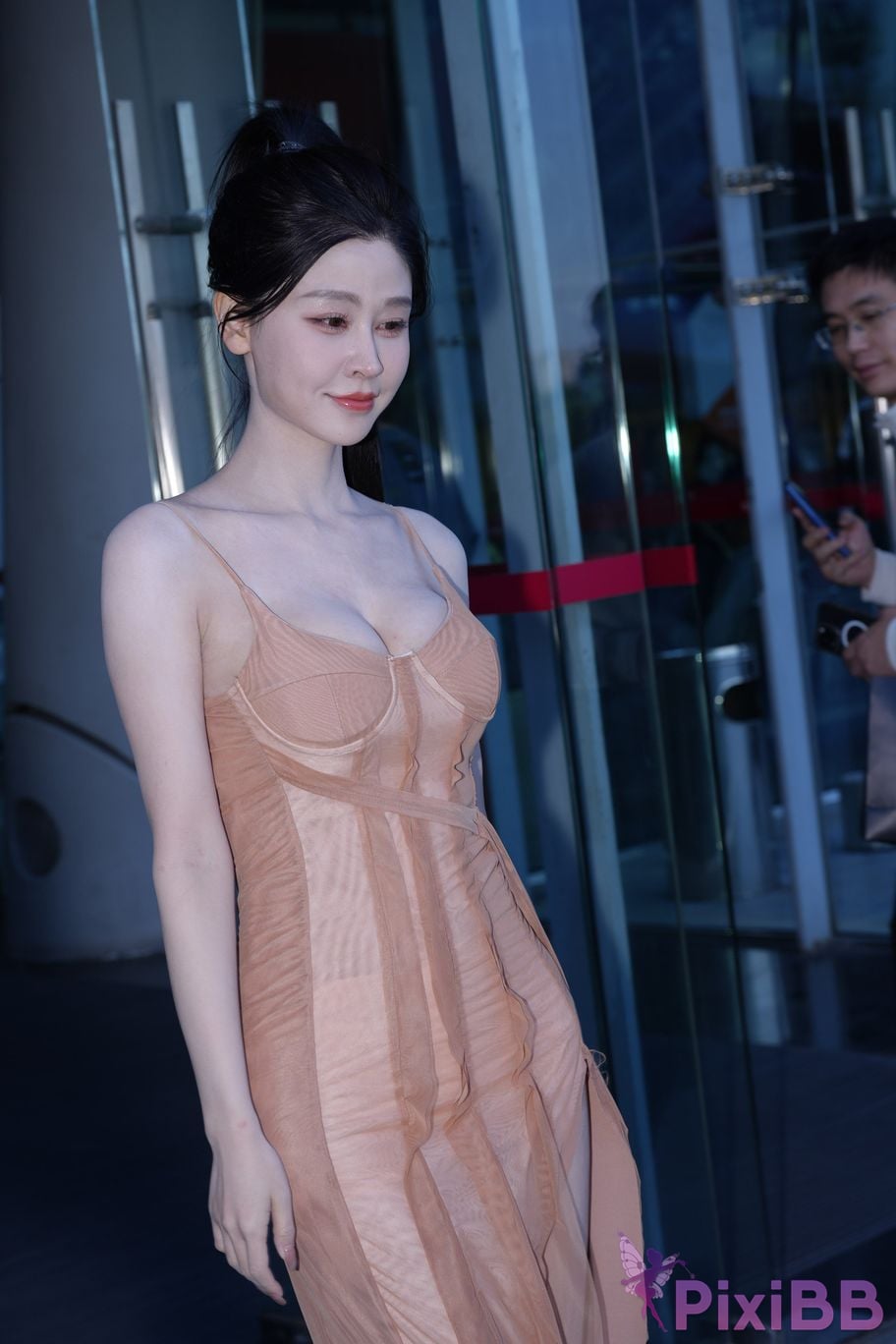 Featured Street Photography Works No.5405 Sweet temperament Zhou Youlin PixiBB.COM 003